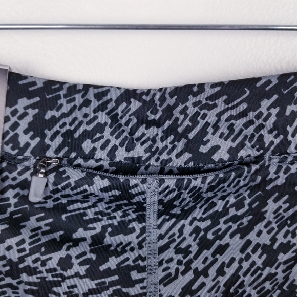 Nike Dri-Fit Running Cropped Leggings NWT - Picture 8 of 15